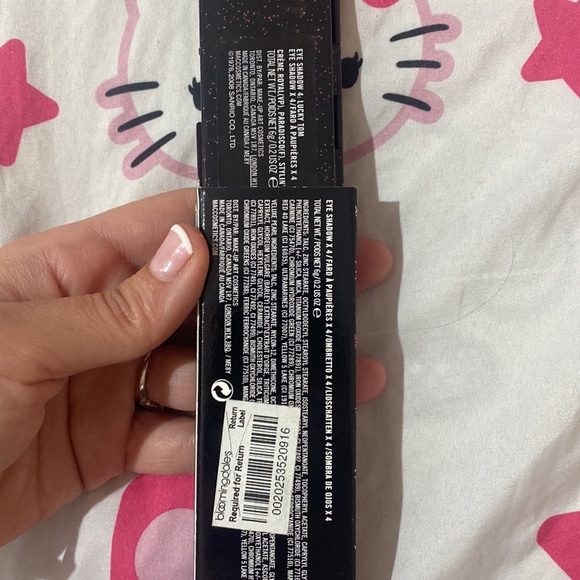 🎉HOST PICK🎉 NWT Exclusive hallow kitty eyeshadow palette - Picture 7 of 8